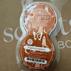 Scentsy Frights & Delights Orange Scented Pods